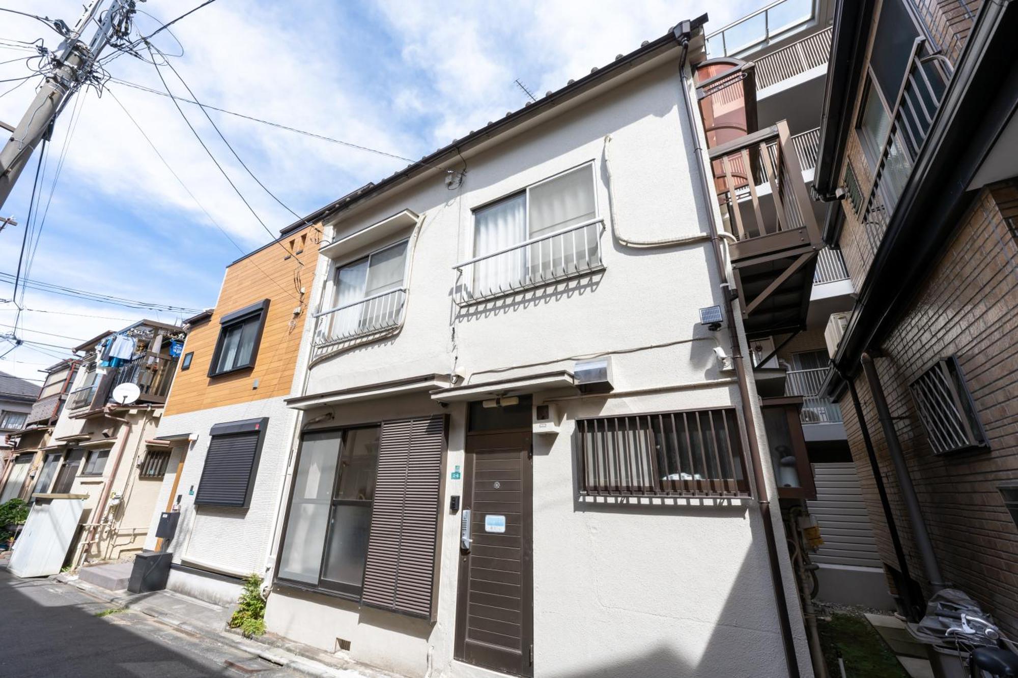一棟貸切宿, 東京一之江ハウス6名定員, 秋葉原19分,新宿30分,Wifi有, ディズニータクシー20分3000円,駐車場ありません Tokyo Dış mekan fotoğraf